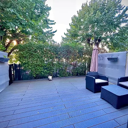 Modern Fully Furnished Loft In